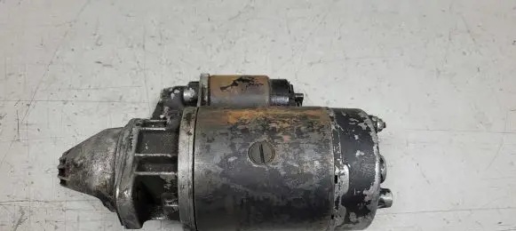 Mercedes-Benz 200 300 W123 Starter motor 0001362047