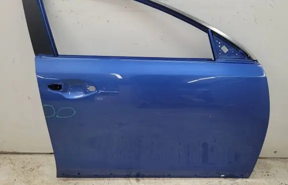 KIA Xceed Front door
