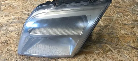 Ford Connect Headlight/headlamp 2T1413005 39140748