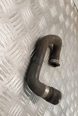 Land Rover Range Rover L322 Engine coolant pipe/hose