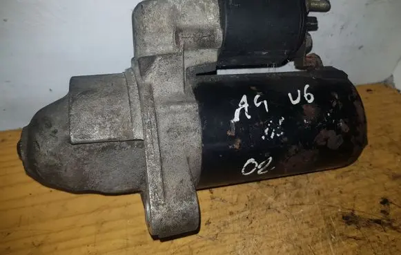 Audi A4 S4 B5 8D Starter motor 0001108174