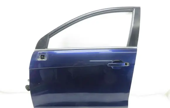 Chevrolet Captiva Front door 
