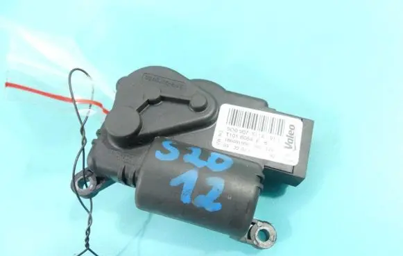 Volkswagen PASSAT B8 A/C air flow flap actuator/motor 5Q0907511A IMPRK1342599
