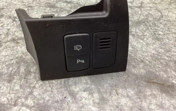 Honda CR-V Parking (PDC) sensor switch 77315SWWR010M1 P000246816