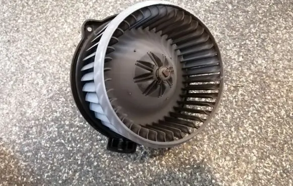 Toyota RAV 4 (XA20) Heater fan/blower 1940001450