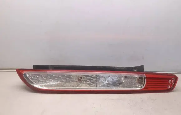 Ford Focus Rear/tail lights 8M5113404AD