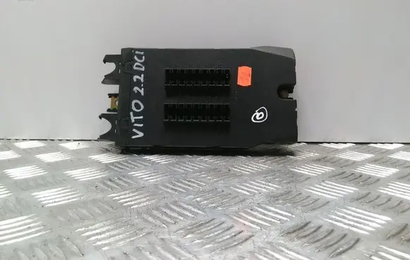 Mercedes-Benz Vito Viano W639 Fuse module 0005400650 08501002