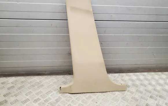 Mercedes-Benz C W204 (B) pillar trim (bottom) A2046900525