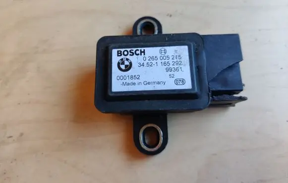BMW 5 E39 ESP acceleration yaw rate sensor 0265005215