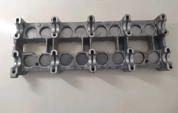 Mercedes-Benz Sprinter W906 Camshaft holder R6110160504