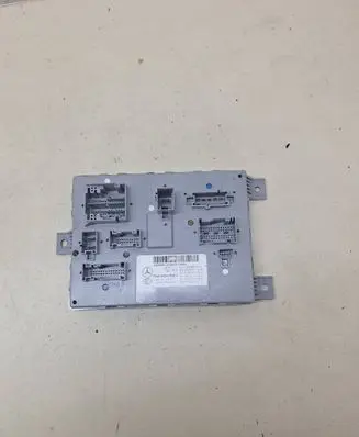Mercedes-Benz C W205 Comfort/convenience module A2229006014 A2229024813 A2229011203
