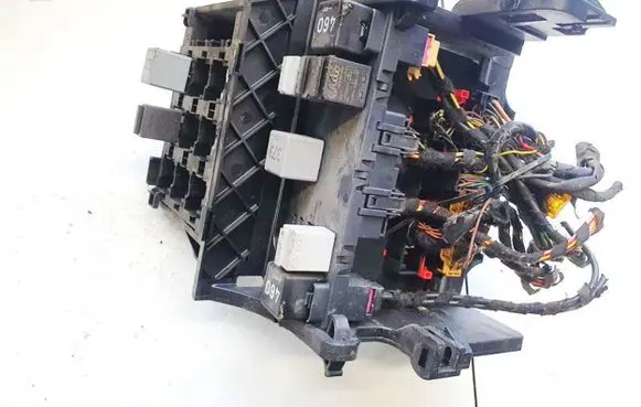 Seat Toledo III (5P) Fuse box set 1t1937503a 3c0937049ah