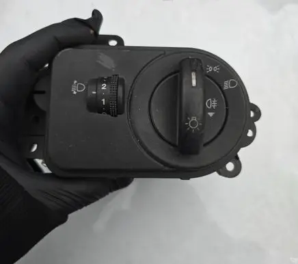 Ford Fiesta Light switch 2S6T13A024BB