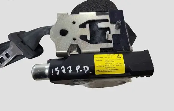 Volvo S60 Front seatbelt 39818850 34147922