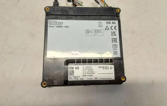 Porsche Taycan 9J1 SOS control module 4N0035282CJLK01