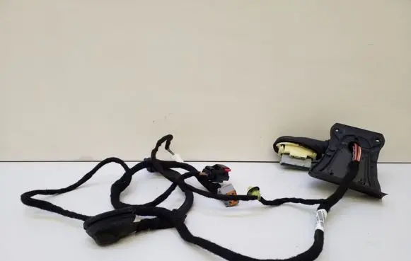 Jeep Cherokee Rear door wiring loom 68111043AD 68832L