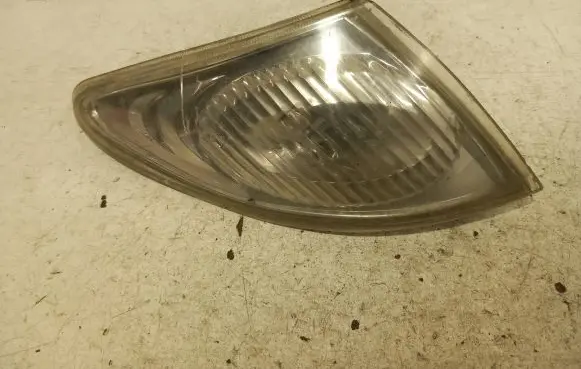 Mazda Premacy Front indicator light 107d033