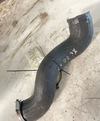 Volvo XC70 Intercooler hose/pipe
