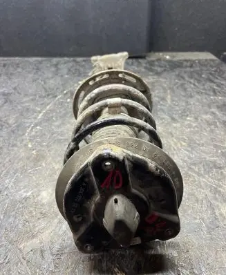 Mercedes-Benz C W204 Front shock absorber with coil spring A2043201273