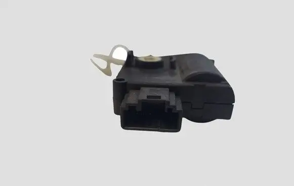 Audi A6 S6 C6 4F Air flap motor/actuator 0132801359