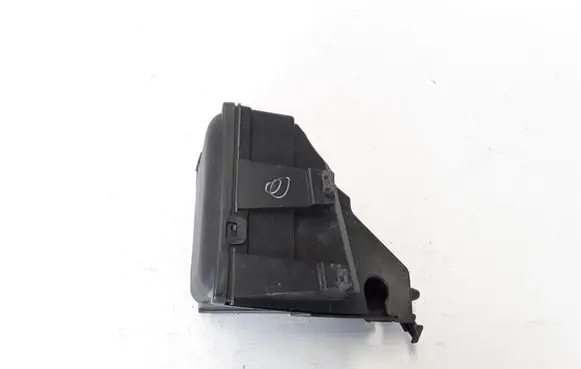 Renault Laguna III Fuse module 240110096R
