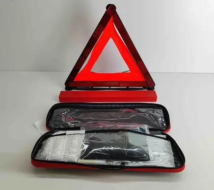 Tesla Model Y First aid kit P147507600C 147507600C