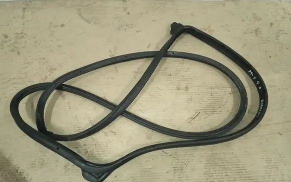Mazda 6 Rubber seal rear door 