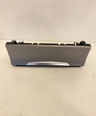 Ashtray (front)