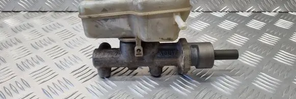 Skoda Fabia Mk1 (6Y) Master brake cylinder X5617