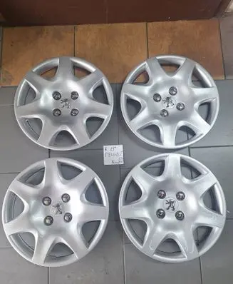 Peugeot 307 R15 wheel hub/cap/trim 
