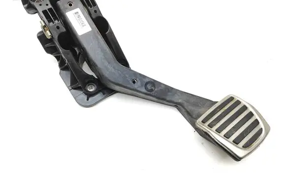 Alfa Romeo Stelvio Brake pedal 