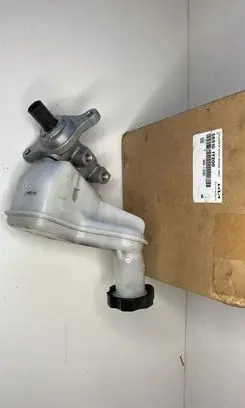 KIA Picanto Master brake cylinder 585101y200