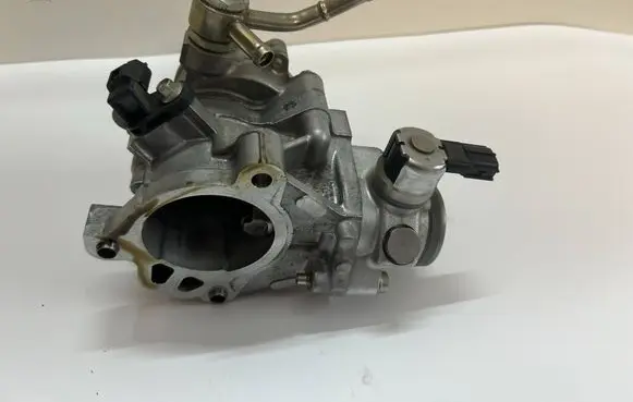 Mazda 3 III Fuel injection high pressure pump PE22203F0 PE0718G00