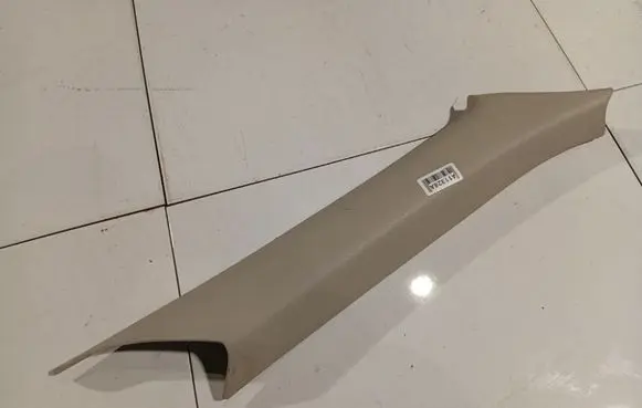 Audi 80 90 B3 (D) pillar trim (bottom) 893867295