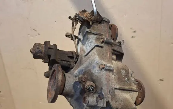 Suzuki Jimny Gearbox transfer box case 2900076843 2900076843000