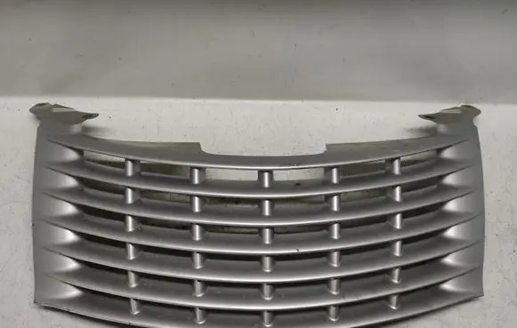 Chrysler PT Cruiser Front bumper upper radiator grill
