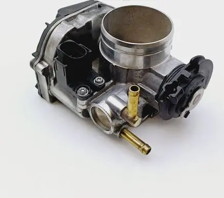 Audi A3 S3 8L Throttle valve 408237111012 06A133064J