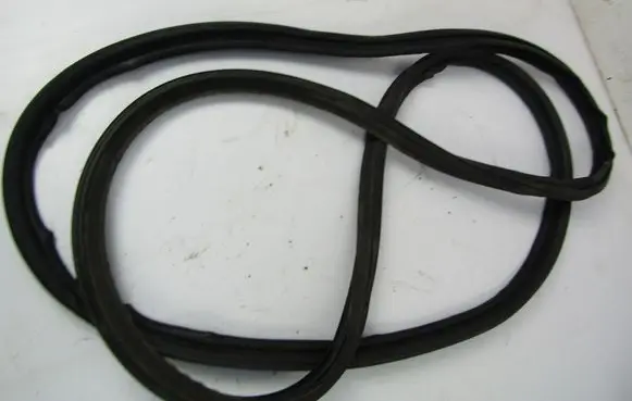 Honda CR-V Trunk rubber seal (body) 