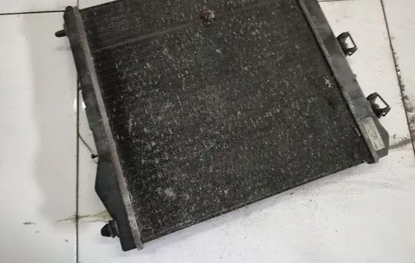 Citroen C3 Coolant radiator 9680235980