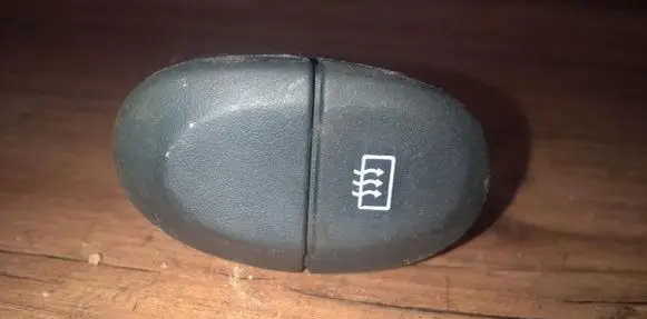 Renault Megane I Windscreen/window heater switch 841243b