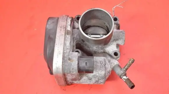Skoda Fabia Mk1 (6Y) Throttle body valve 047133062D