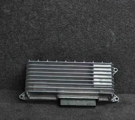 Audi A5 8T 8F Sound amplifier 8T0035223 8T0035223AH