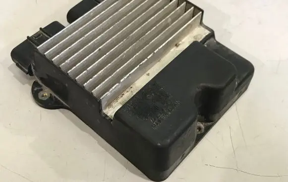 Toyota Avensis T250 Fuel injection control unit/module 8987120040 1310001140