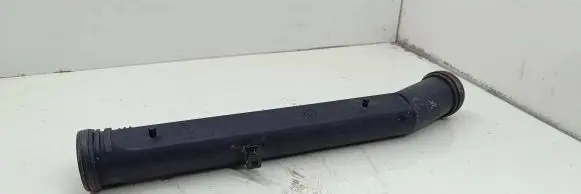 Volkswagen Polo III 6N 6N2 6NF Engine coolant pipe/hose 032121065D