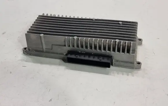 Audi A5 8T 8F Sound amplifier 8R0035223F