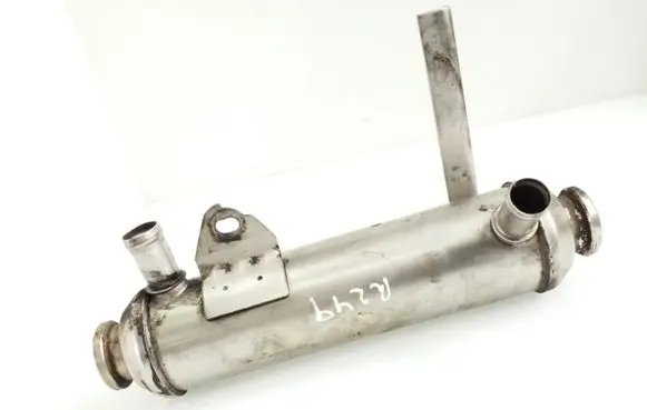 Opel Astra H EGR valve cooler 55203716