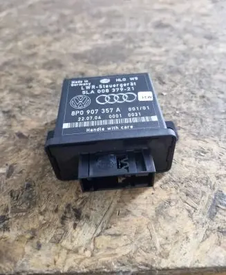 Audi A3 S3 8P Light module LCM 8P0907357A 5LA00837921