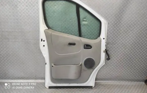 Opel Vivaro Front door