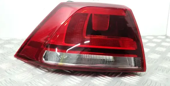 Volkswagen Golf VII Rear/tail lights 5G0945095P