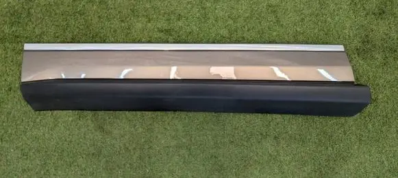 Ford Edge II Front door trim (molding) GT4BR20307